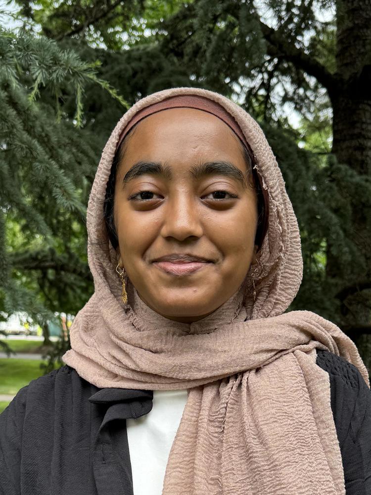 Headshot of Fariha