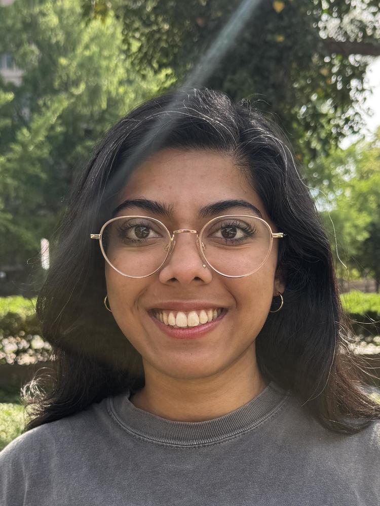 Headshot photo of Sreya